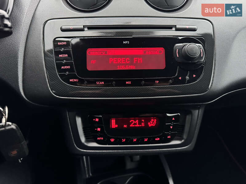 Хэтчбек SEAT Ibiza 2010 в Киеве фото 26 Хэтчбек SEAT Ibiza 2010 в Киеве
