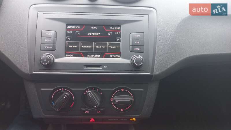 Хетчбек SEAT Ibiza 2015 в Підрясне