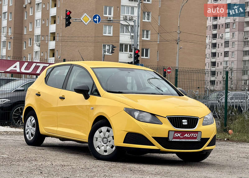 Хетчбек SEAT Ibiza 2011 в Києві