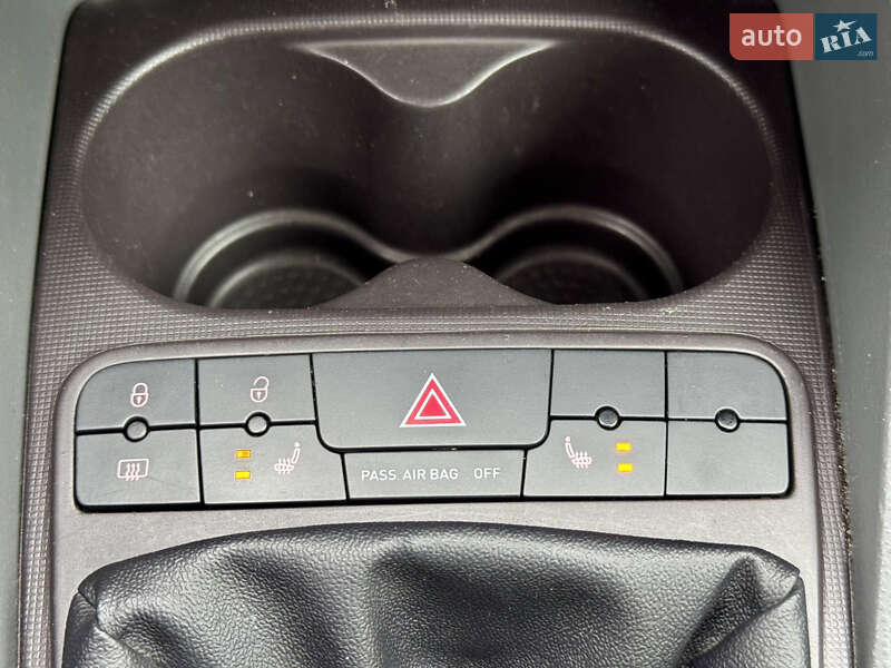 Хетчбек SEAT Ibiza 2011 в Києві