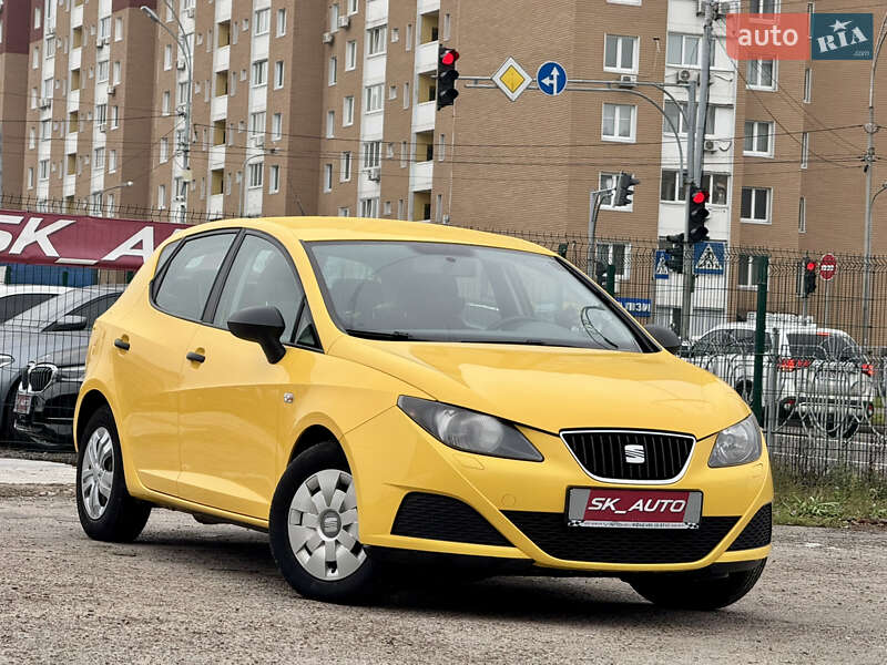 Хетчбек SEAT Ibiza 2011 в Києві