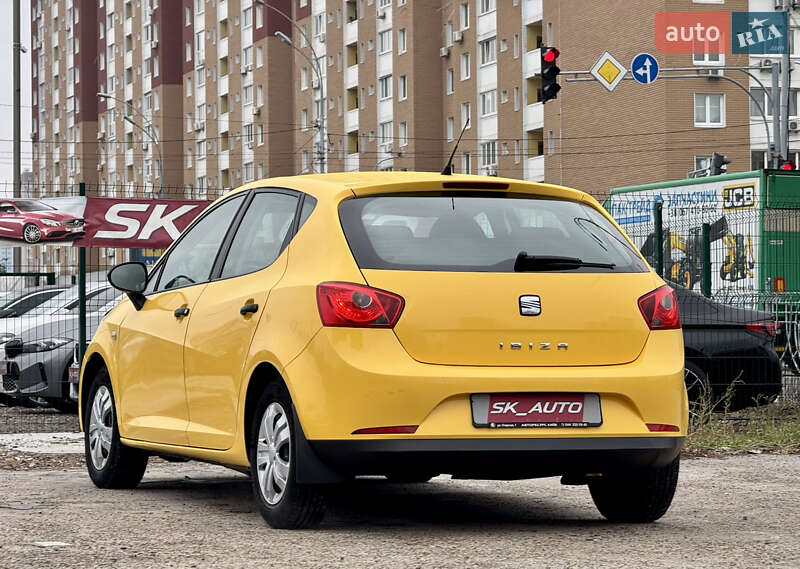 Хетчбек SEAT Ibiza 2011 в Києві