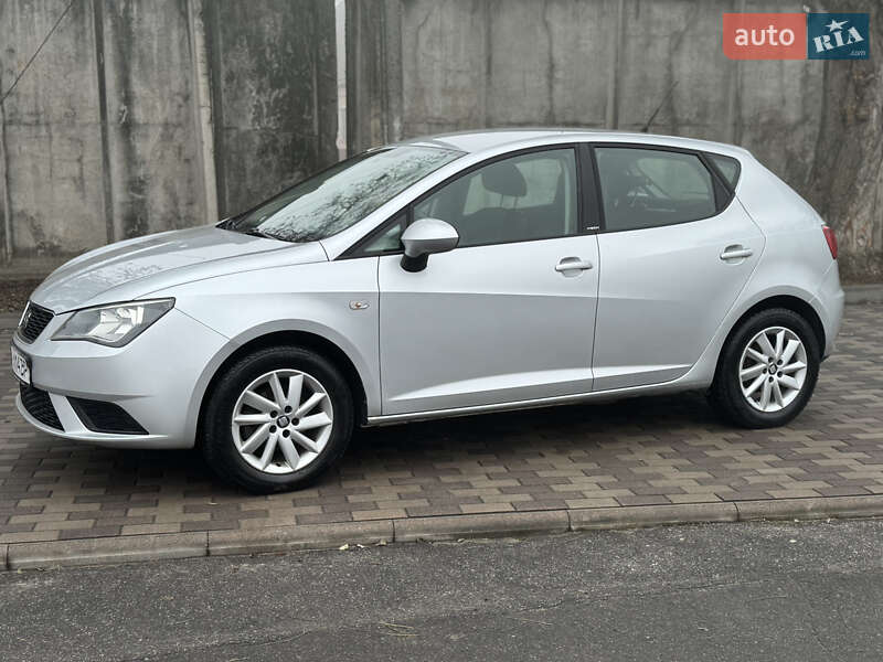 Хетчбек SEAT Ibiza 2015 в Лубнах фото 3 Хетчбек SEAT Ibiza 2015 в Лубнах