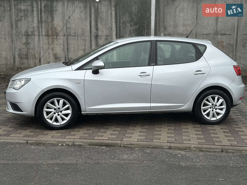 Хетчбек SEAT Ibiza 2015 в Лубнах фото 4 Хетчбек SEAT Ibiza 2015 в Лубнах