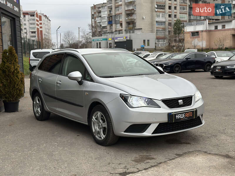 Хэтчбек SEAT Ibiza 2013 в Шептицькому