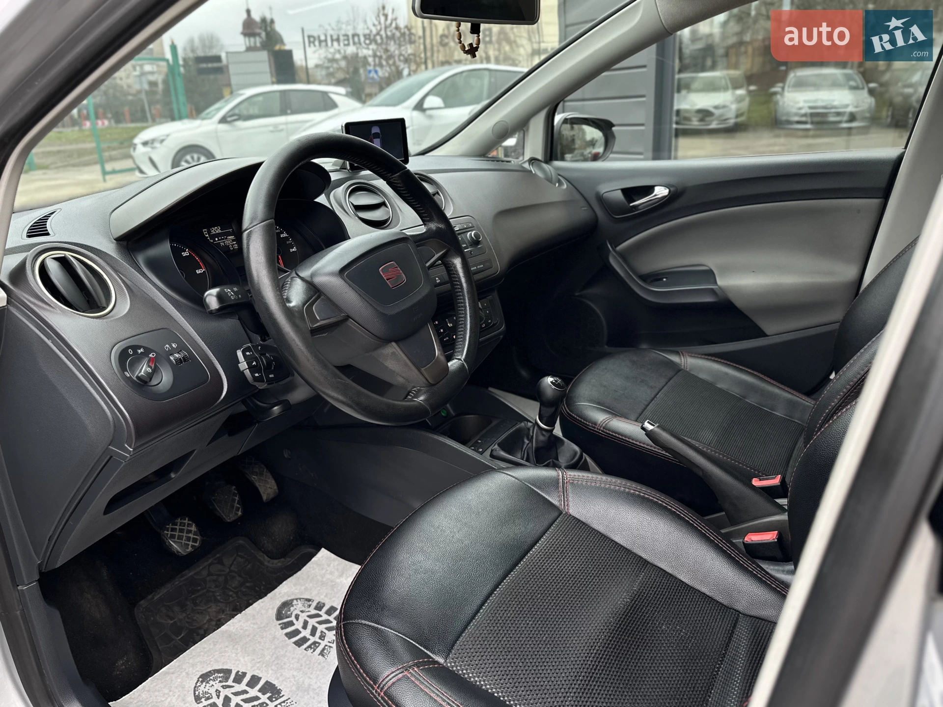 2013 SEAT Ibiza - мініатюра 25
