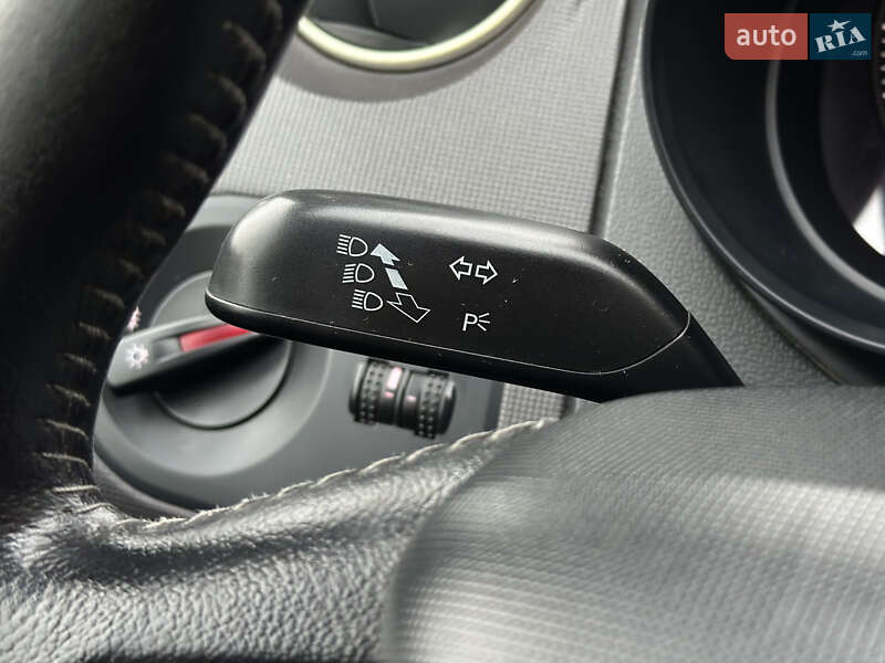 Хэтчбек SEAT Ibiza 2013 в Шептицькому