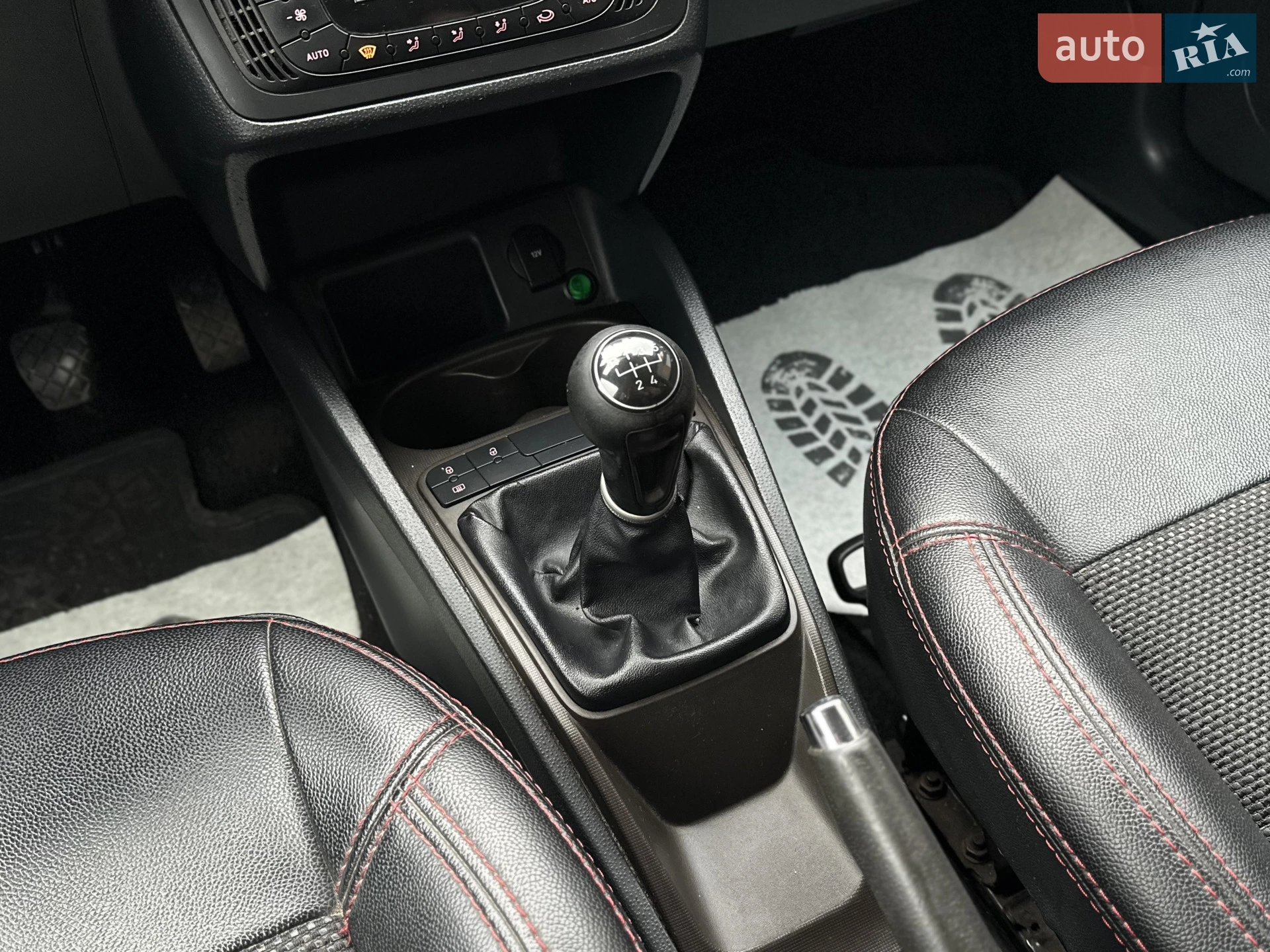 2013 SEAT Ibiza - мініатюра 39