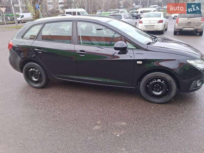 Хетчбек SEAT Ibiza 2010 в Рівному