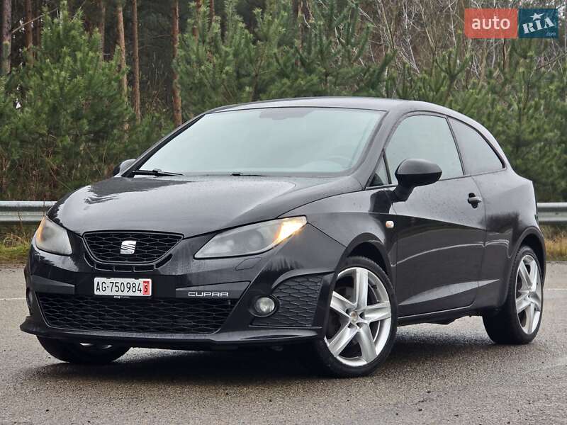 SEAT Ibiza 2011 SEAT Ibiza 2011