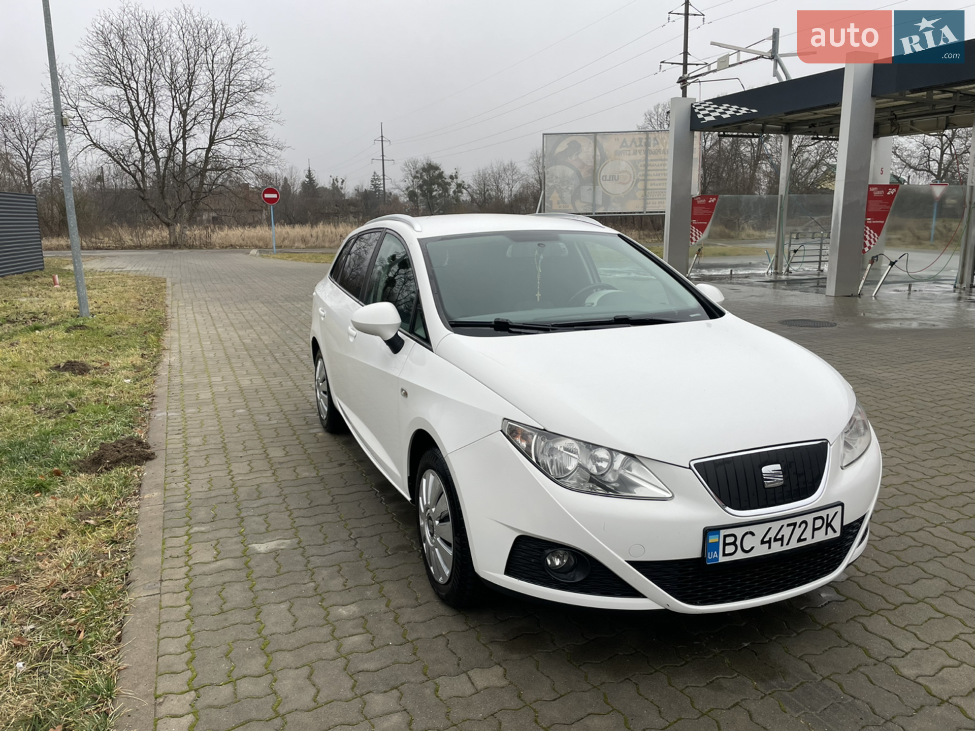 2011 SEAT Ibiza - мініатюра 2