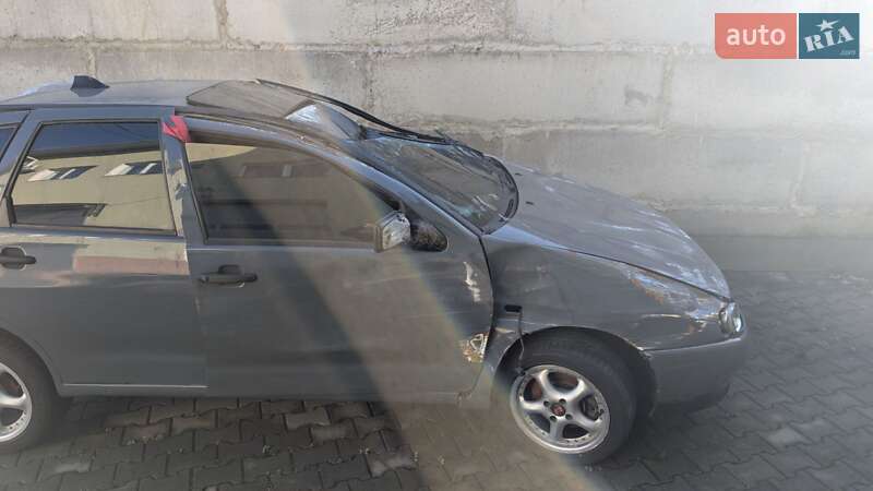 Хетчбек SEAT Ibiza 1997 в Чернівцях
