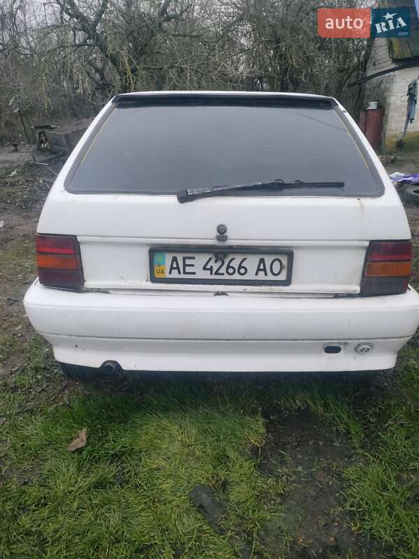 Хэтчбек SEAT Ibiza 1987 в Вольногорске