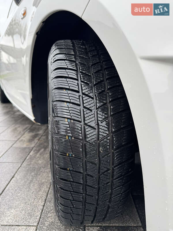 Хетчбек SEAT Ibiza 2011 в Луцьку