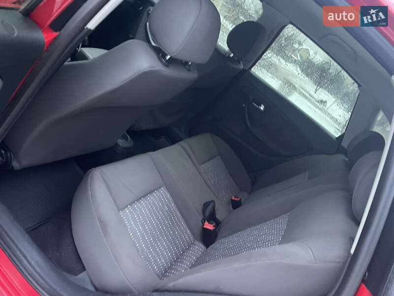 Хетчбек SEAT Ibiza 2005 в Харкові