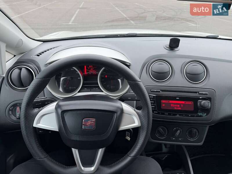 Хэтчбек SEAT Ibiza 2008 в Ровно