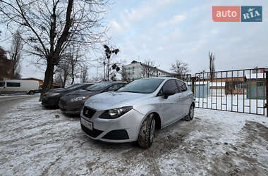 Хэтчбек SEAT Ibiza 2008 в Киеве