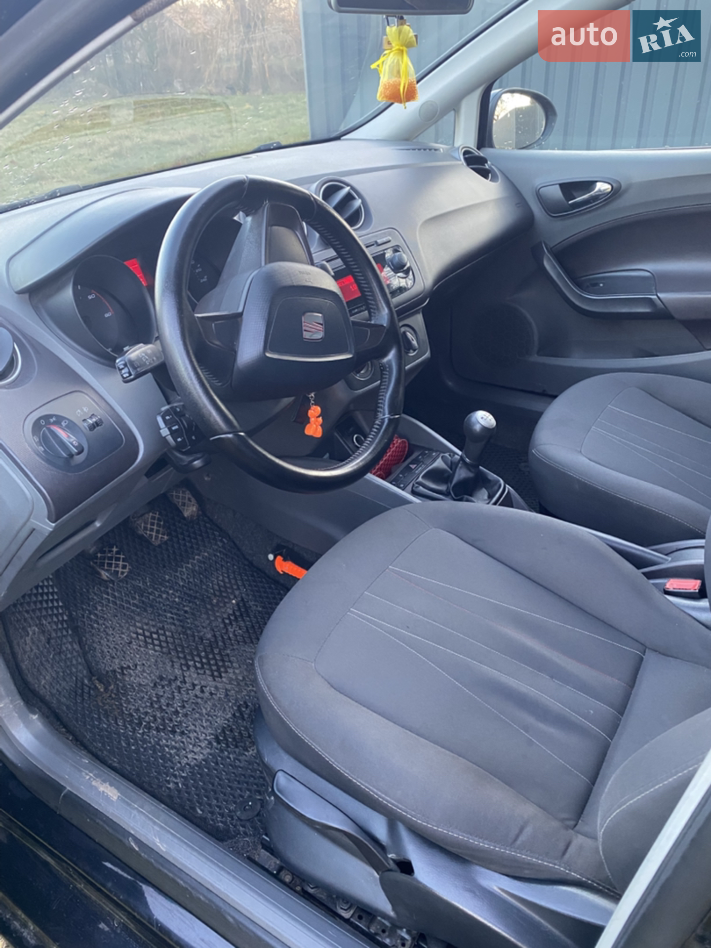 2011 SEAT Ibiza - мініатюра 9