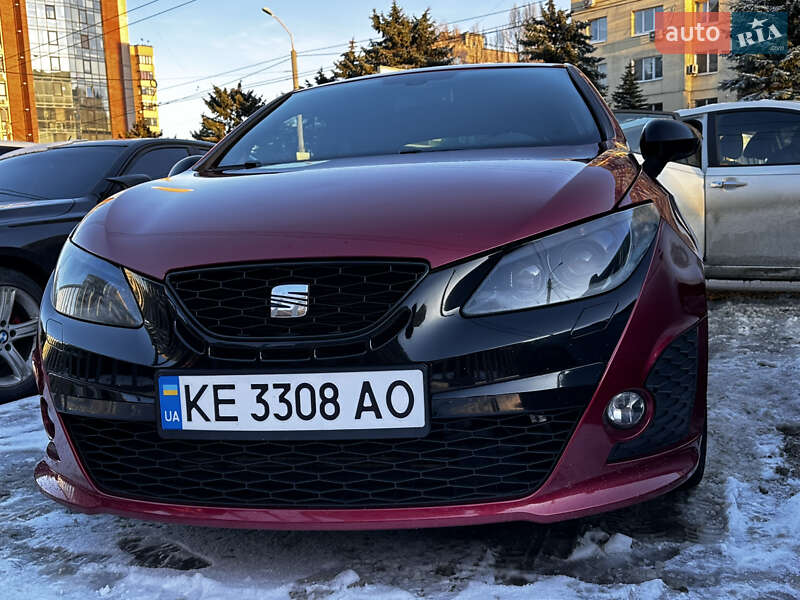 Хэтчбек SEAT Ibiza 2010 в Днепре