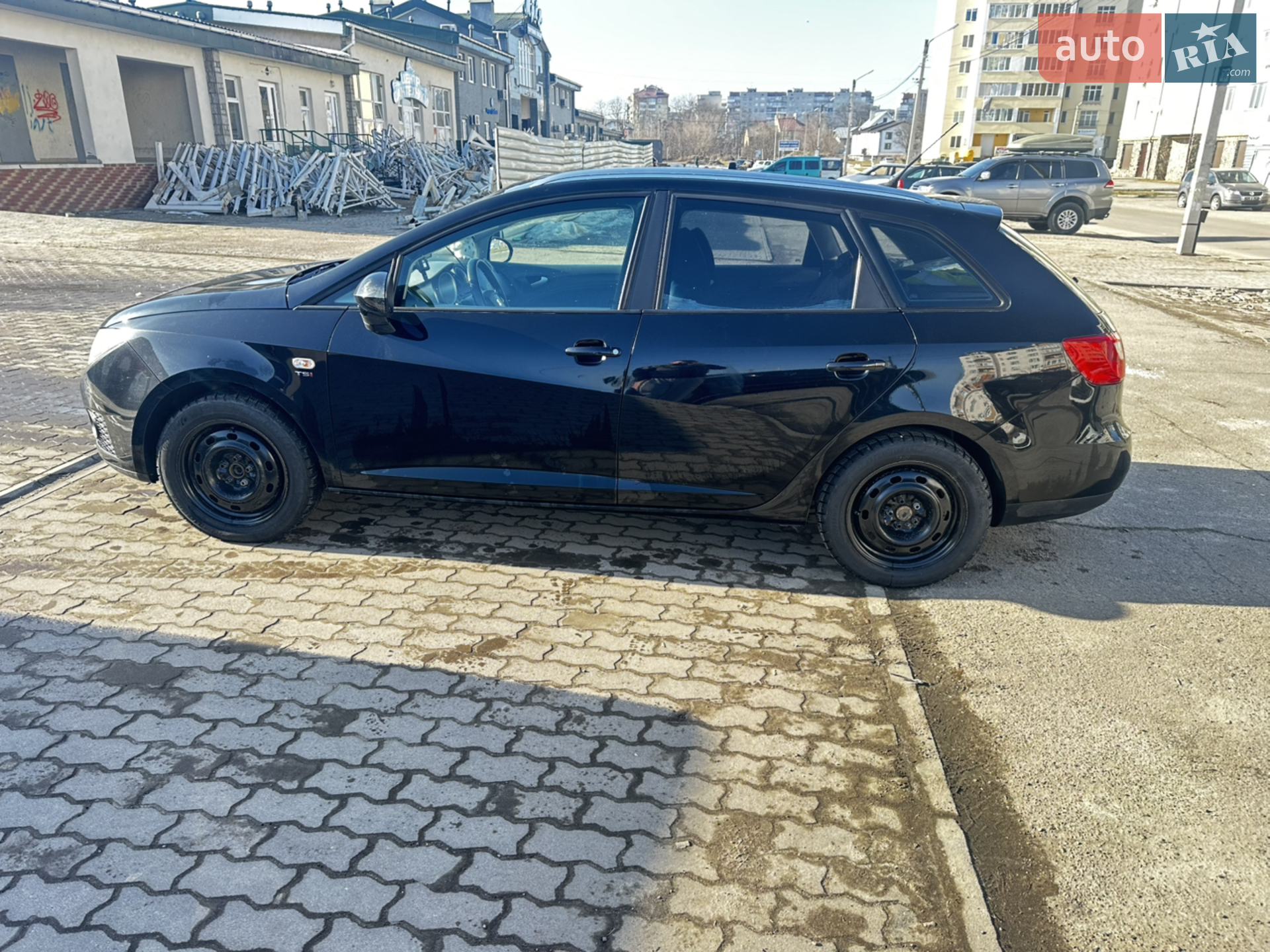 2011 SEAT Ibiza - мініатюра 8