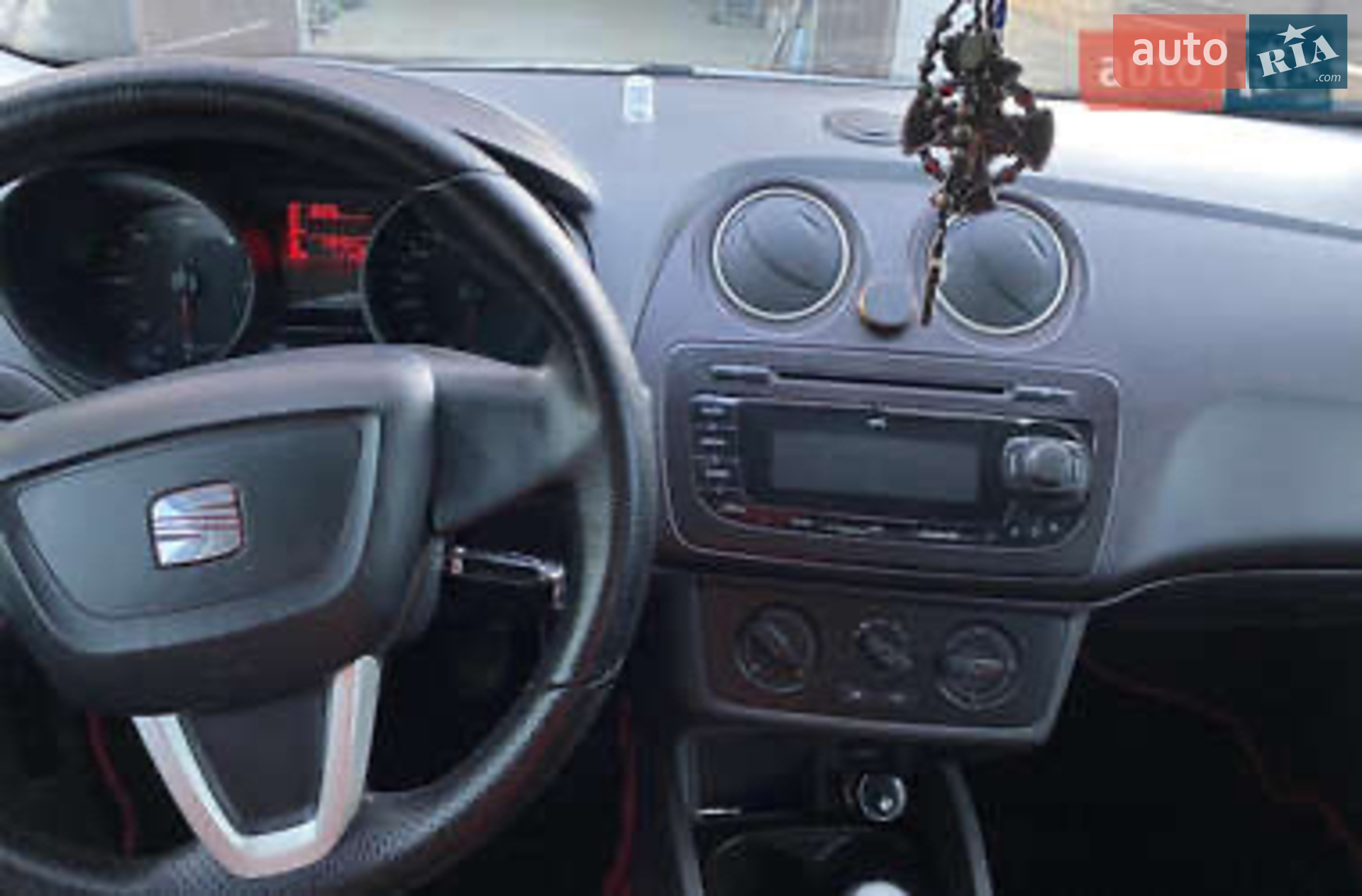 2010 SEAT Ibiza - мініатюра 18