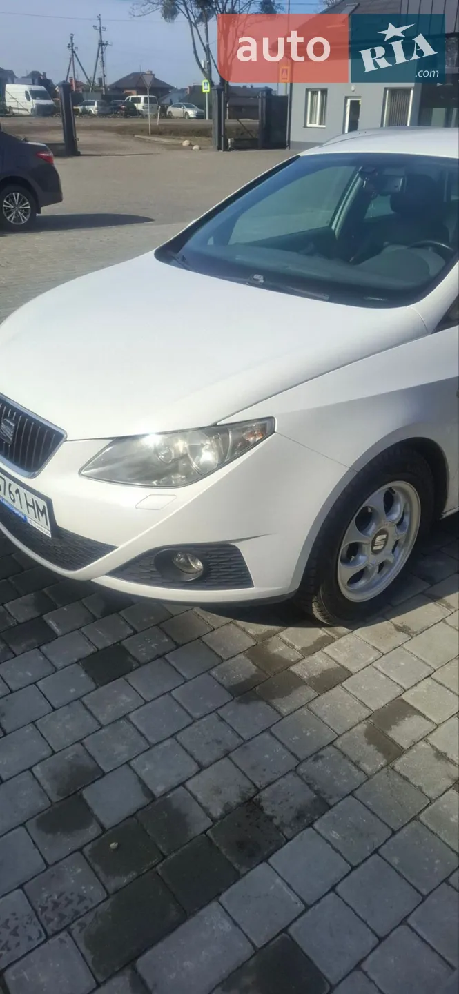 2011 SEAT Ibiza - мініатюра 2