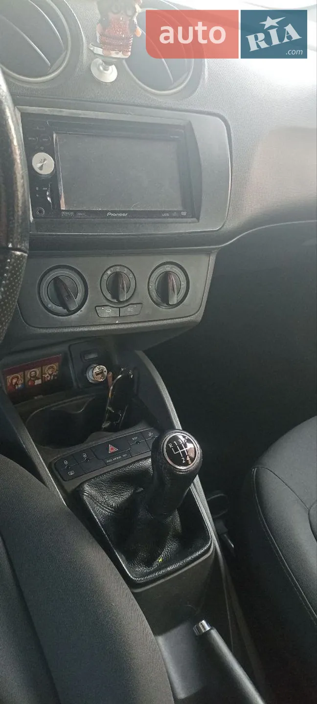 2011 SEAT Ibiza - мініатюра 16