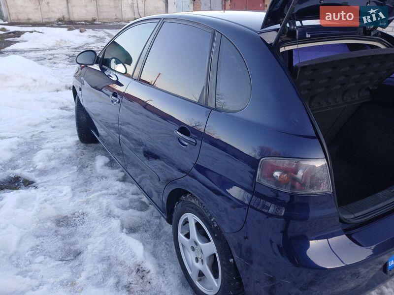 Хэтчбек SEAT Ibiza 2007 в Казатине