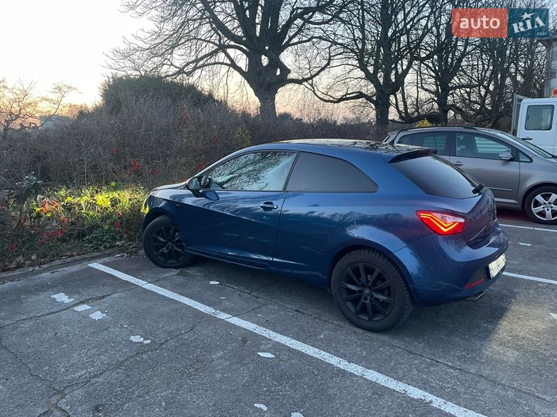 Хэтчбек SEAT Ibiza 2015 в Львове