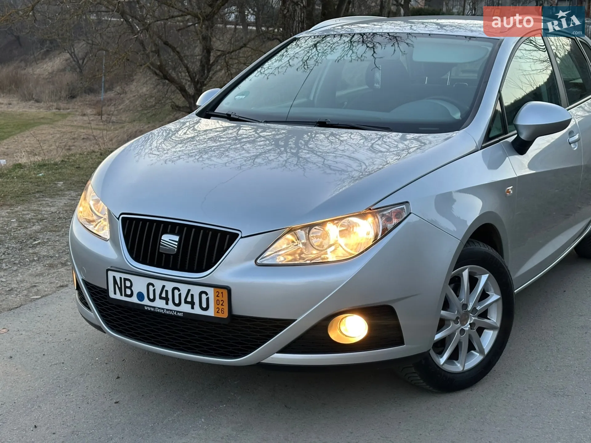 2011 SEAT Ibiza - мініатюра 3
