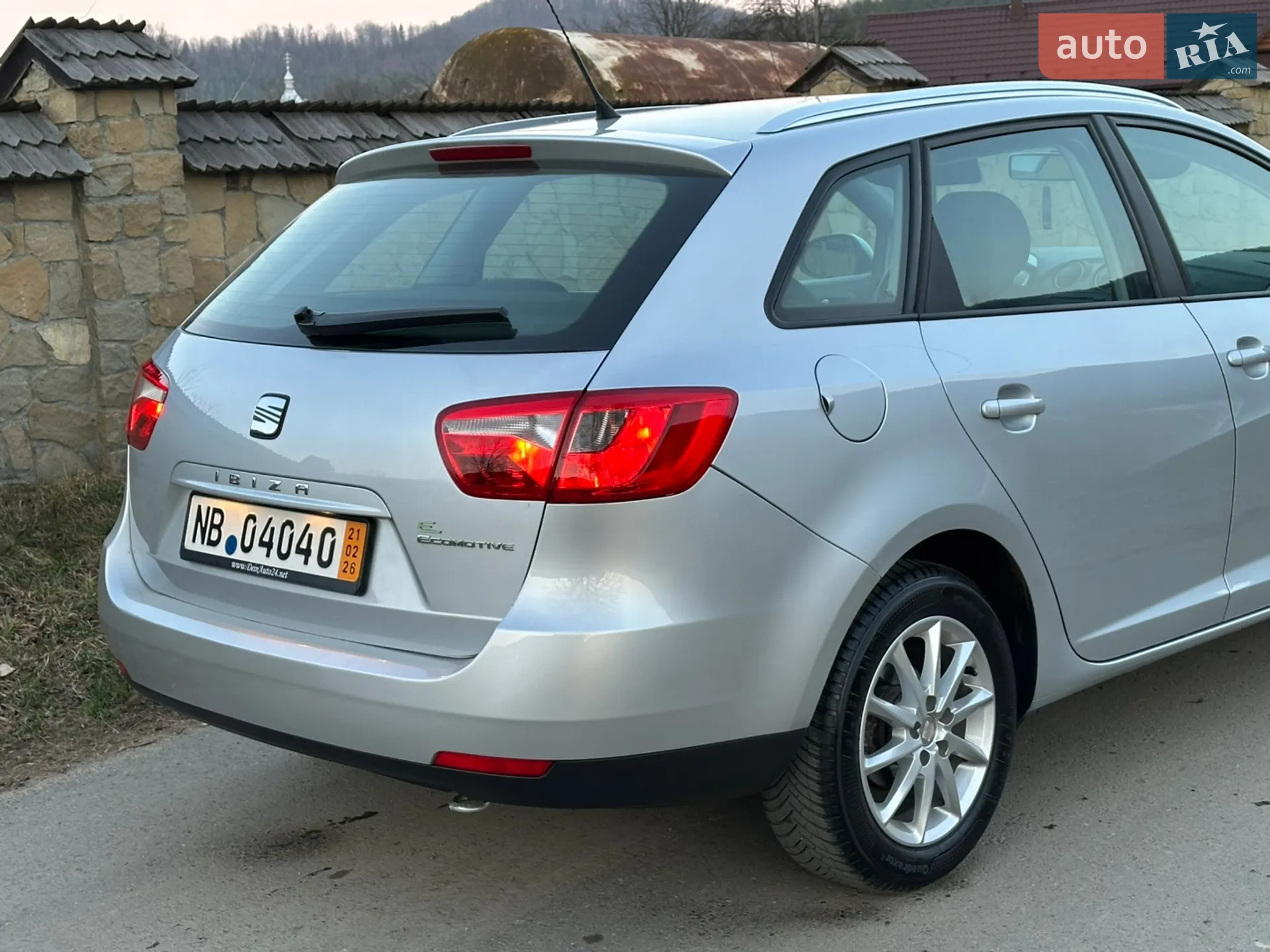 2011 SEAT Ibiza - мініатюра 10