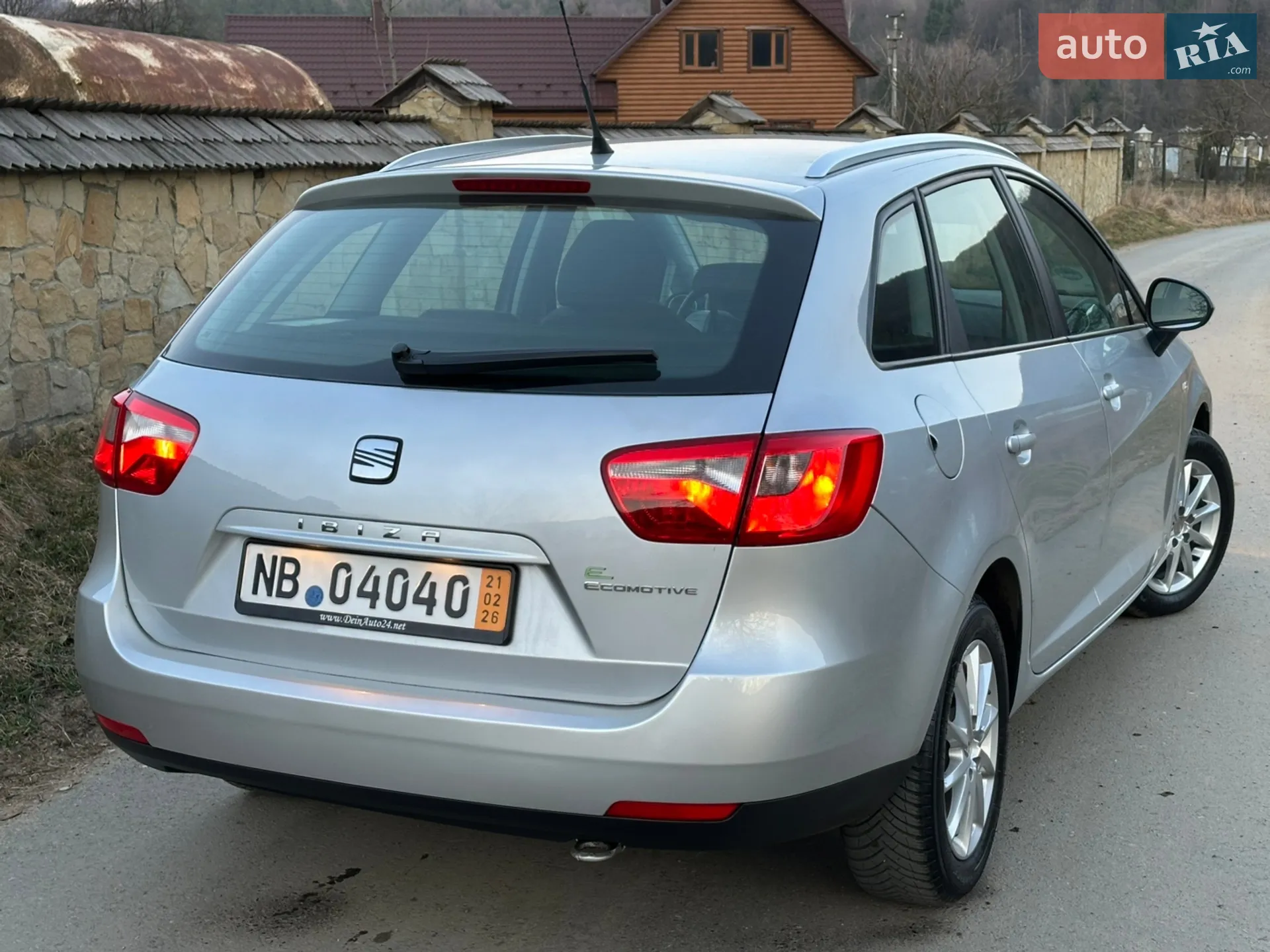 2011 SEAT Ibiza - мініатюра 11