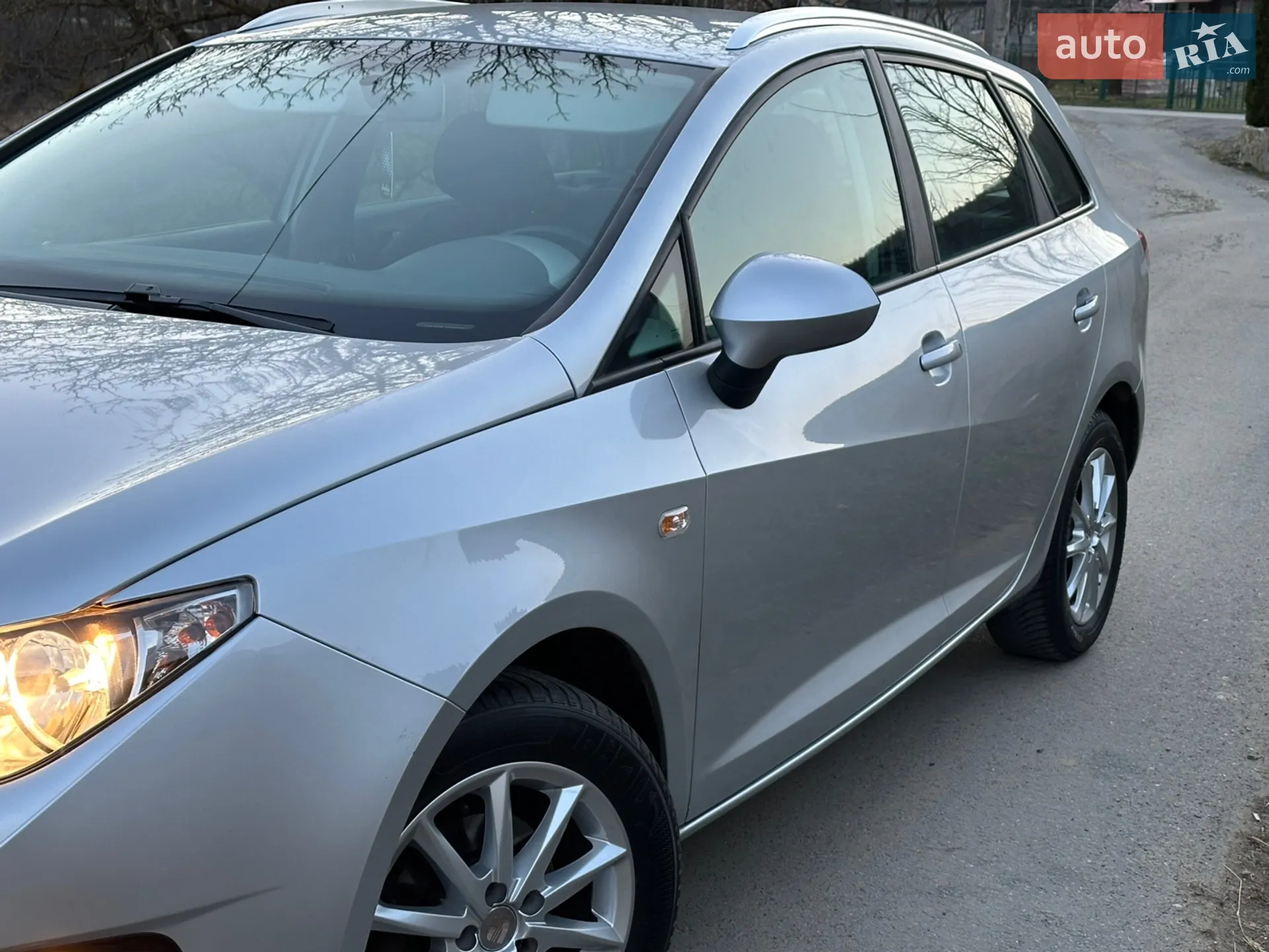 2011 SEAT Ibiza - мініатюра 12