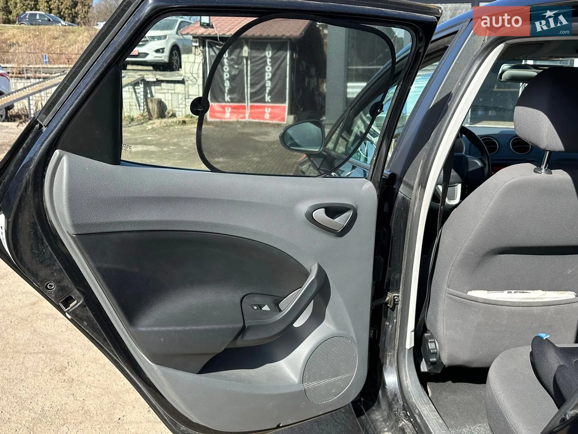 2011 SEAT Ibiza - мініатюра 10