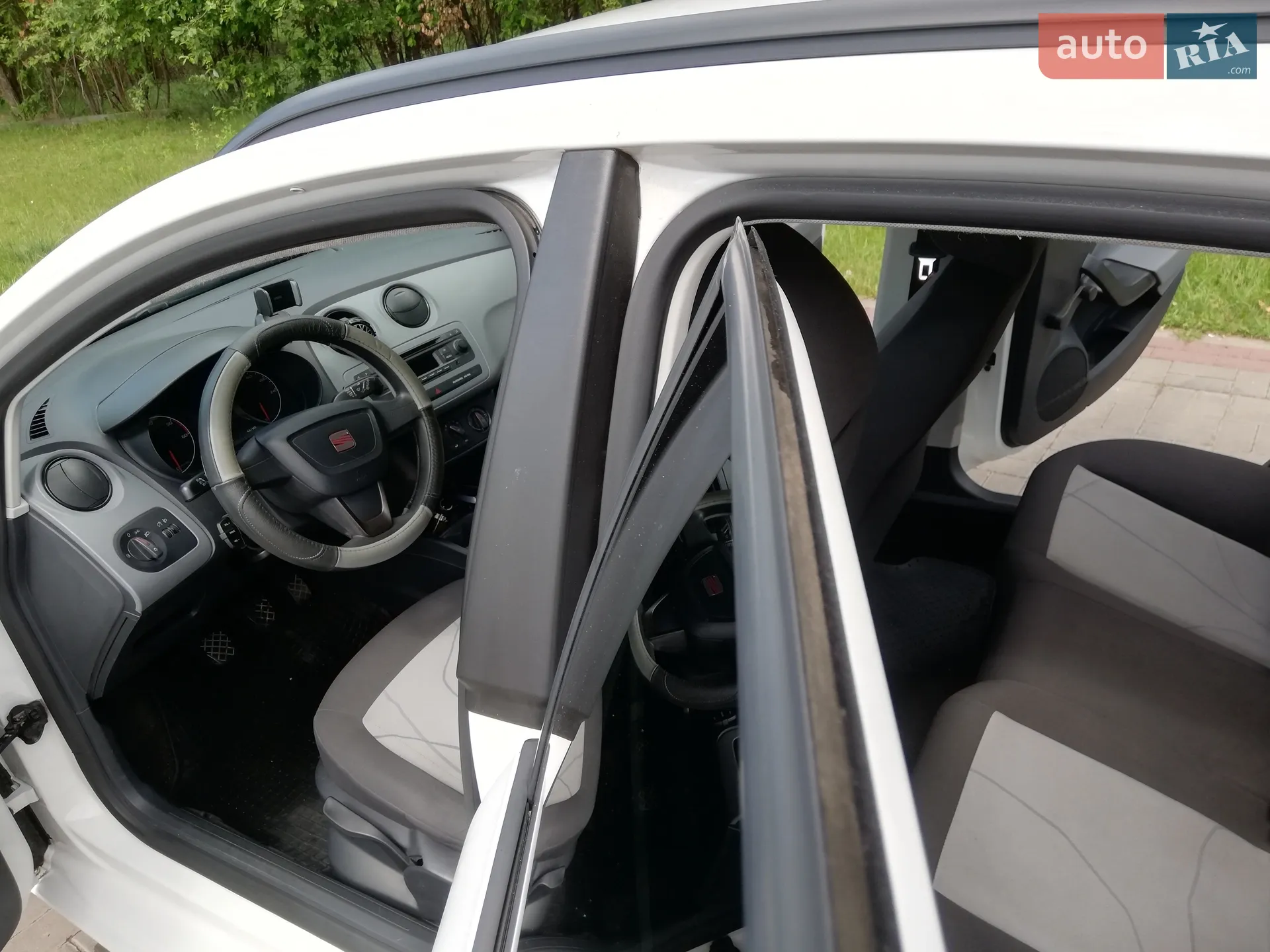 2013 SEAT Ibiza - мініатюра 17