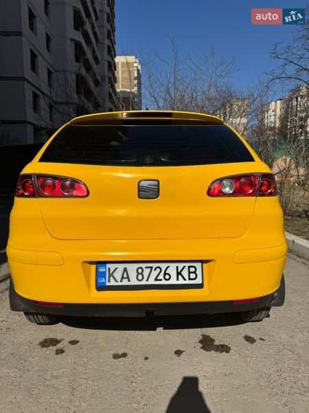 Хэтчбек SEAT Ibiza 2004 в Киеве