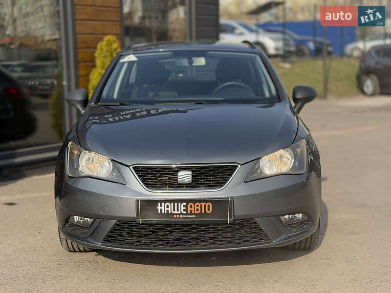 Хэтчбек SEAT Ibiza 2013 в Шептицькому