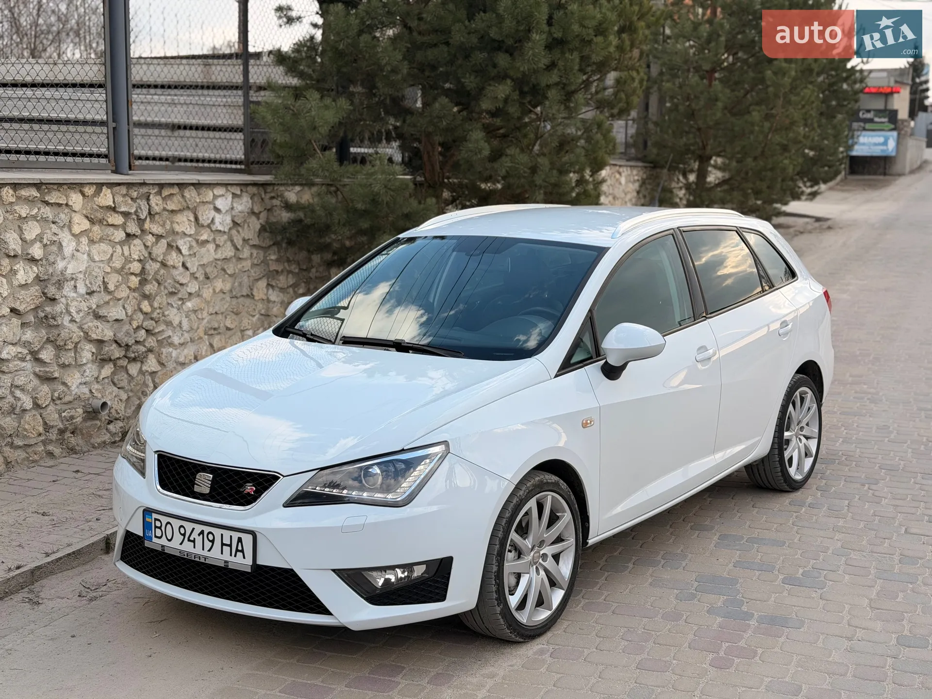 2012 SEAT Ibiza - мініатюра 2