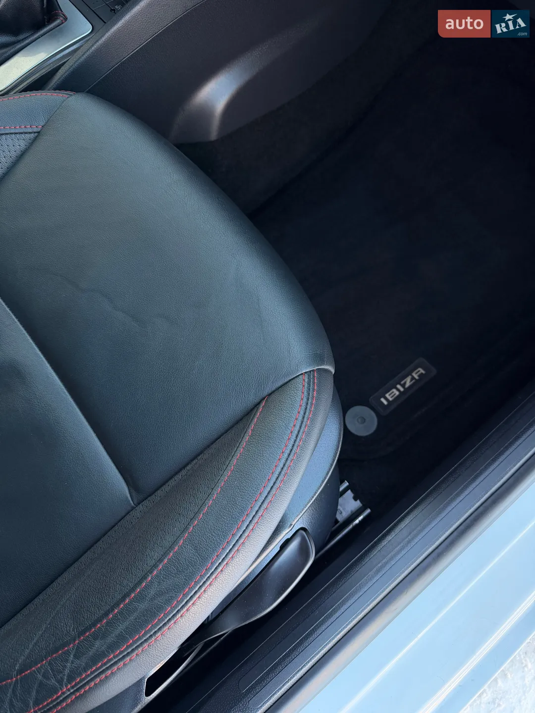 2012 SEAT Ibiza - мініатюра 5