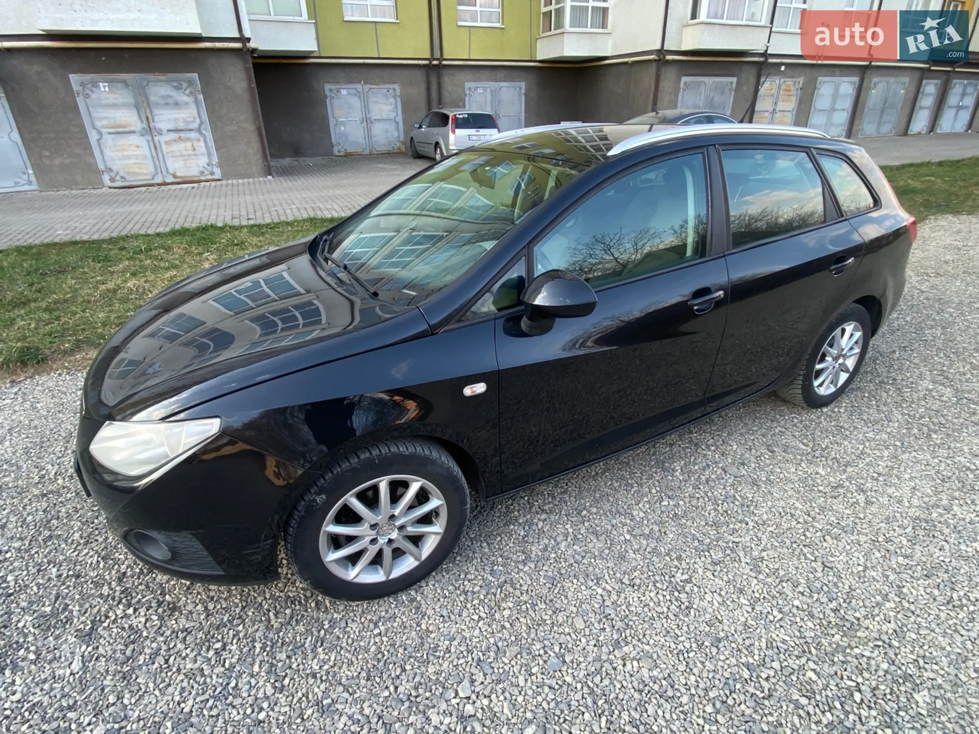 2011 SEAT Ibiza - мініатюра 2