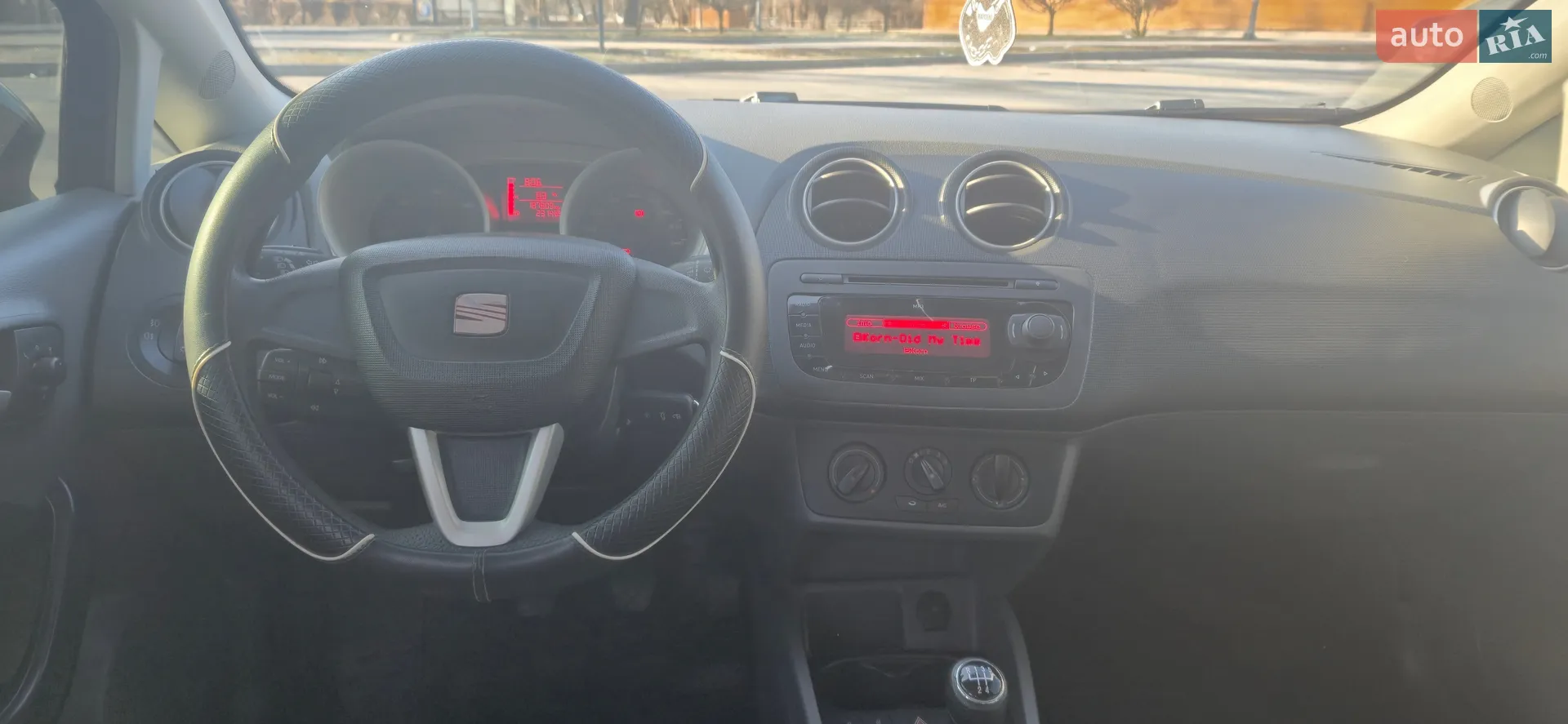 2011 SEAT Ibiza - мініатюра 13