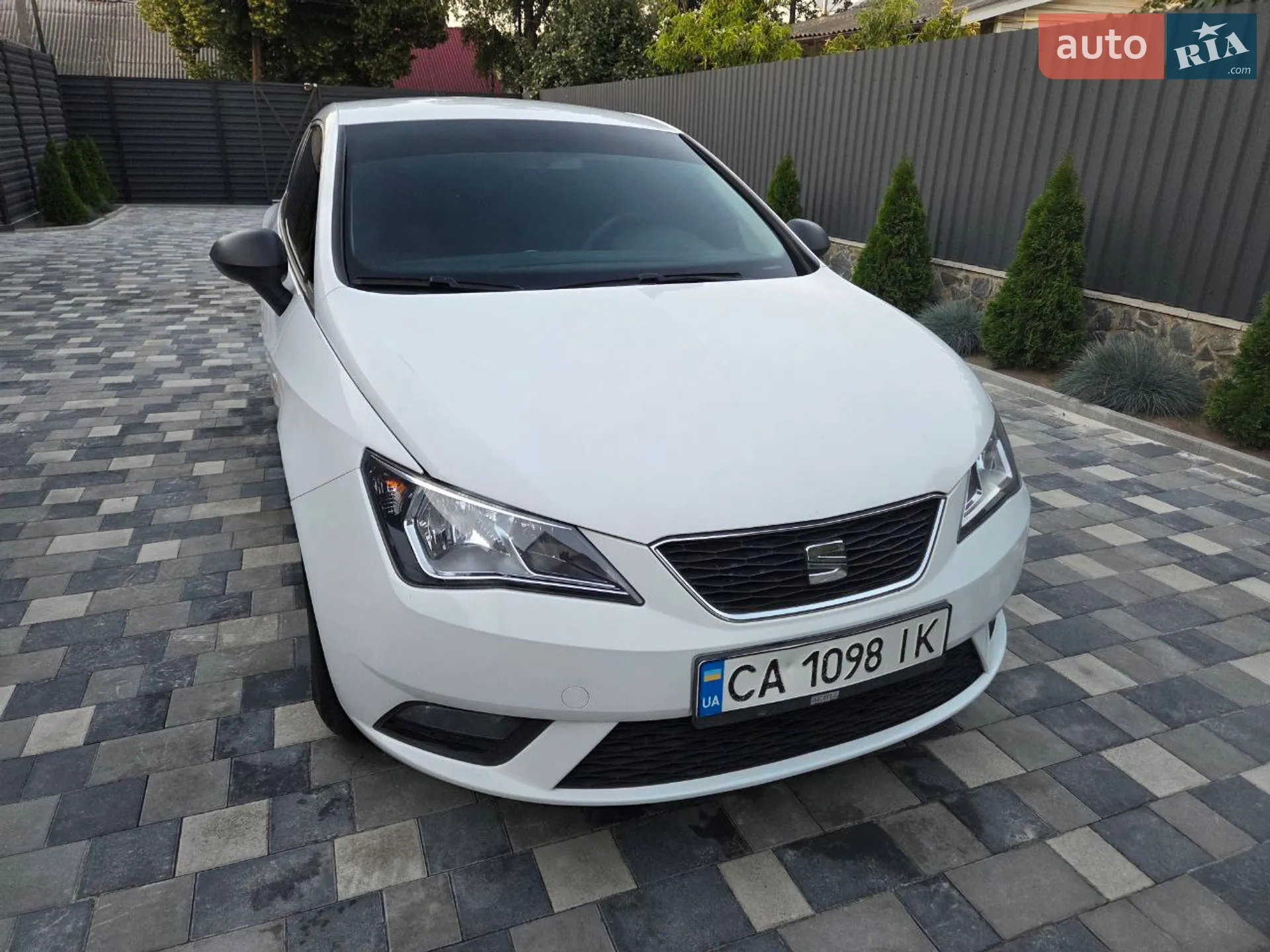 2015 SEAT Ibiza - мініатюра 3