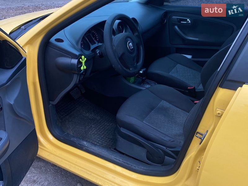 Хэтчбек SEAT Ibiza 2008 в Киеве фото 8 Хэтчбек SEAT Ibiza 2008 в Киеве