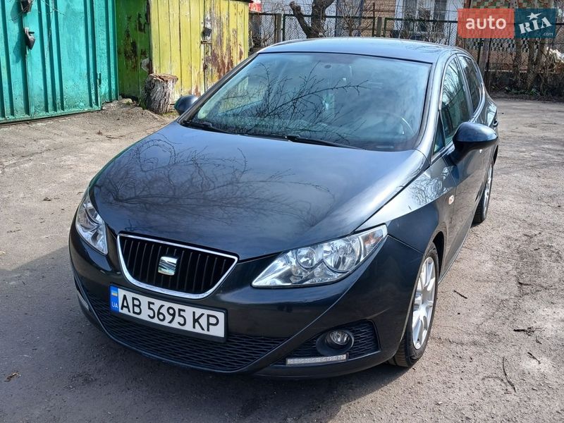 Хетчбек SEAT Ibiza 2008 в Вінниці