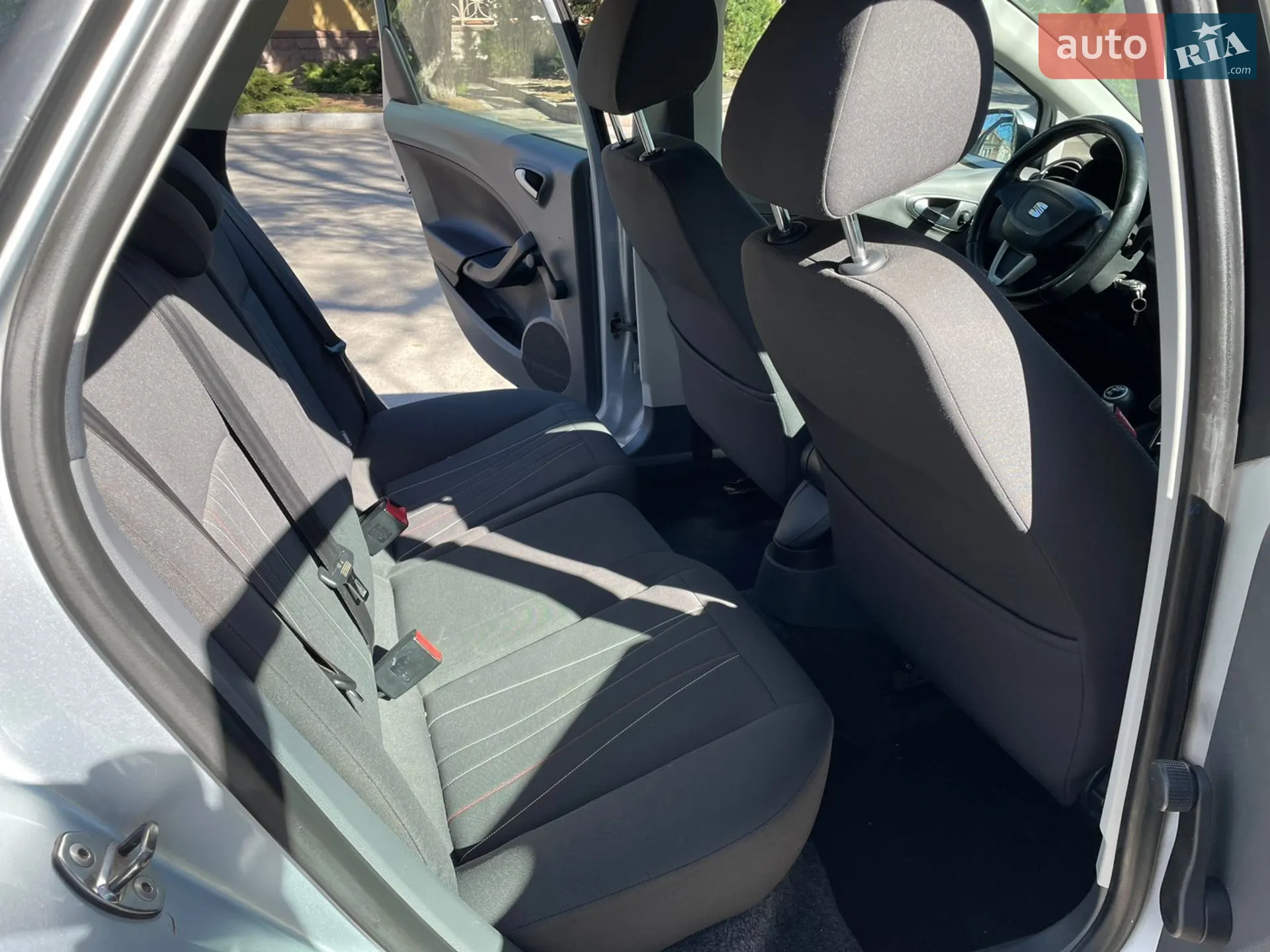 2011 SEAT Ibiza - мініатюра 16