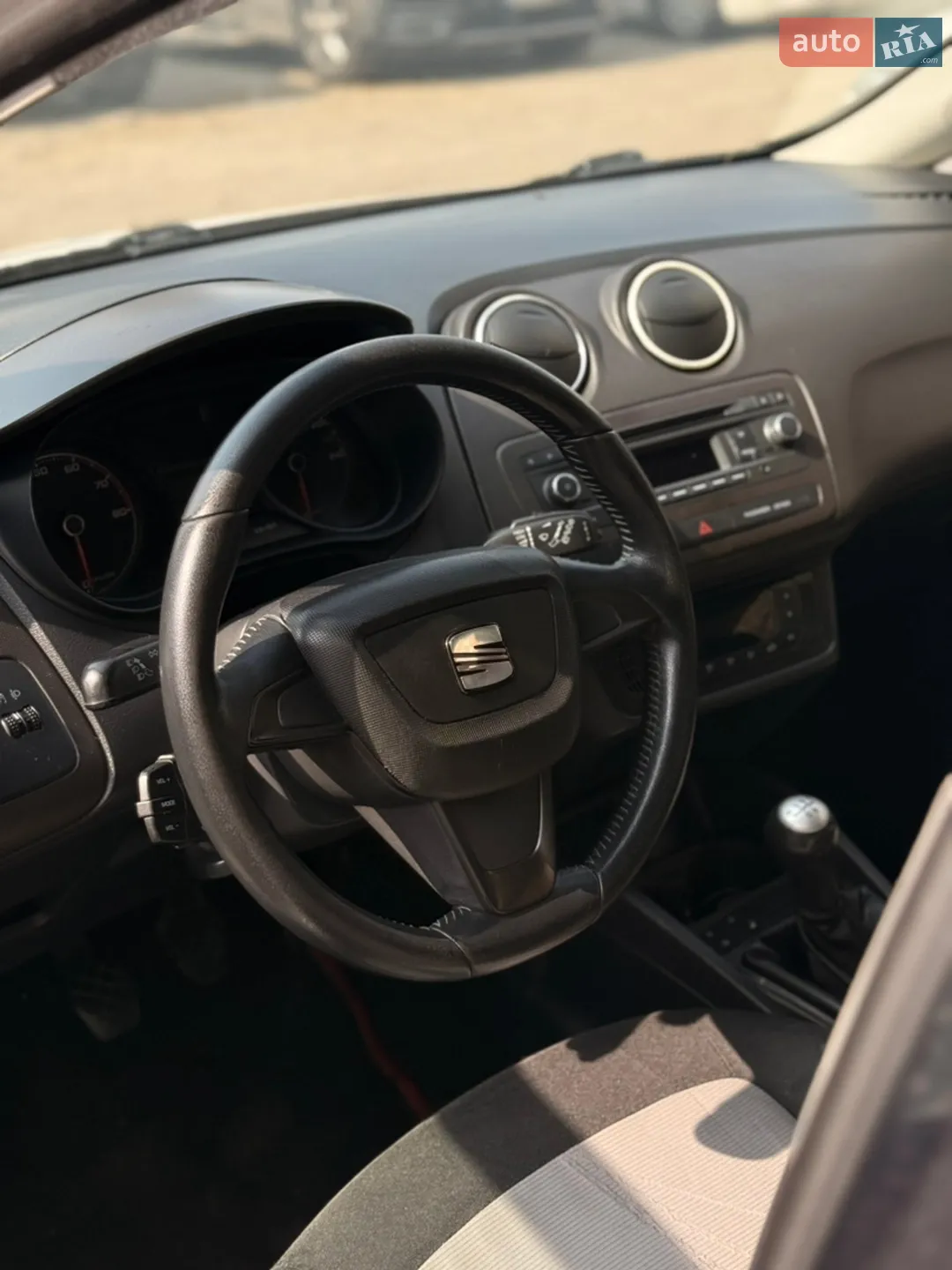 2013 SEAT Ibiza - мініатюра 11