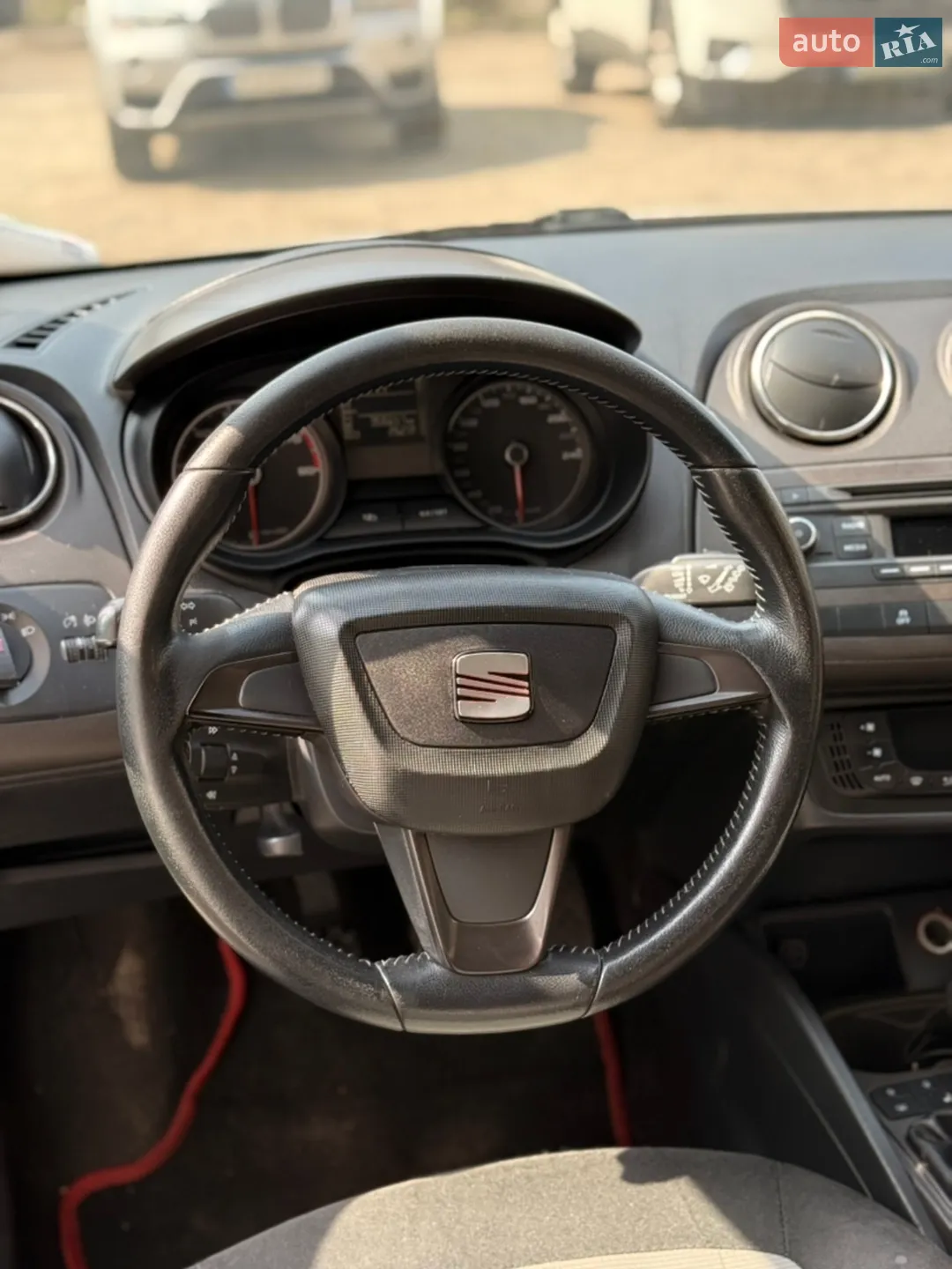 2013 SEAT Ibiza - мініатюра 15