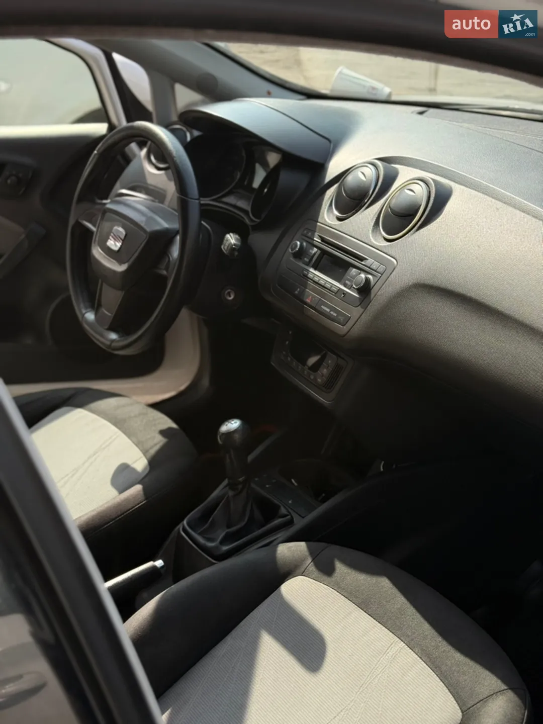 2013 SEAT Ibiza - мініатюра 18