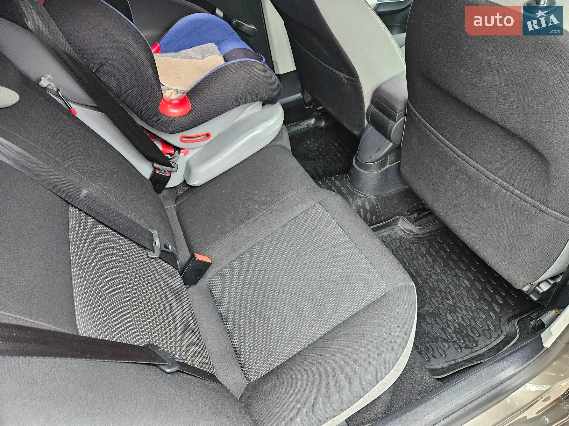 2015 SEAT Ibiza - мініатюра 18