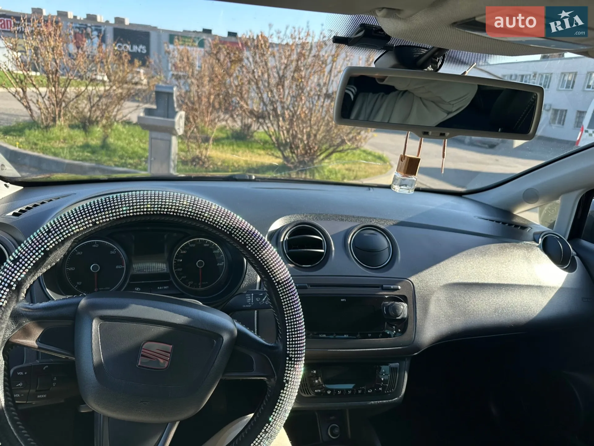 2012 SEAT Ibiza - мініатюра 10